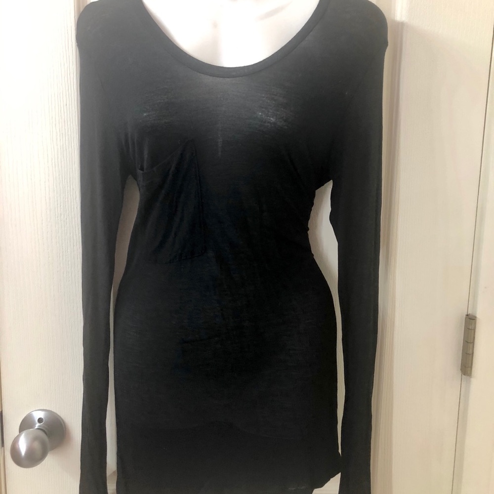 Long black Alternative Tee